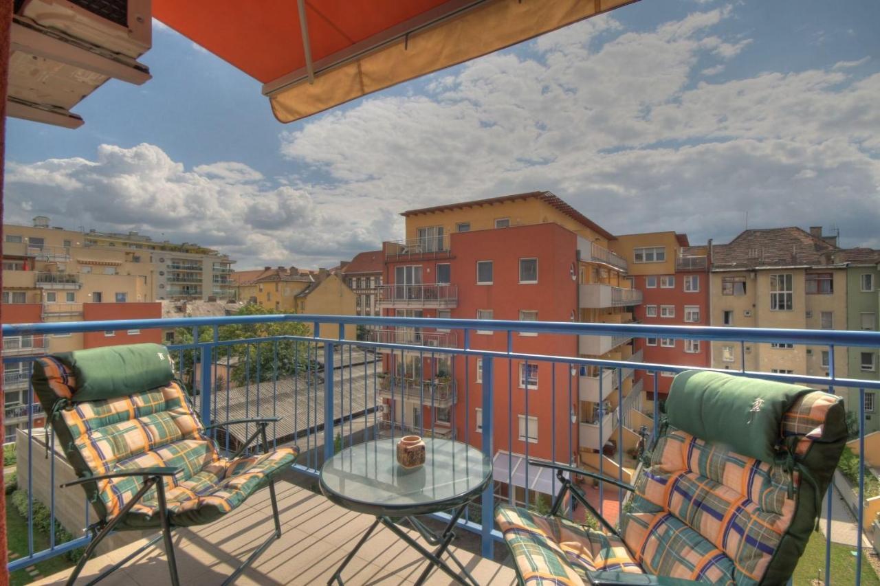 Apartment Budapest Peace Bilik gambar